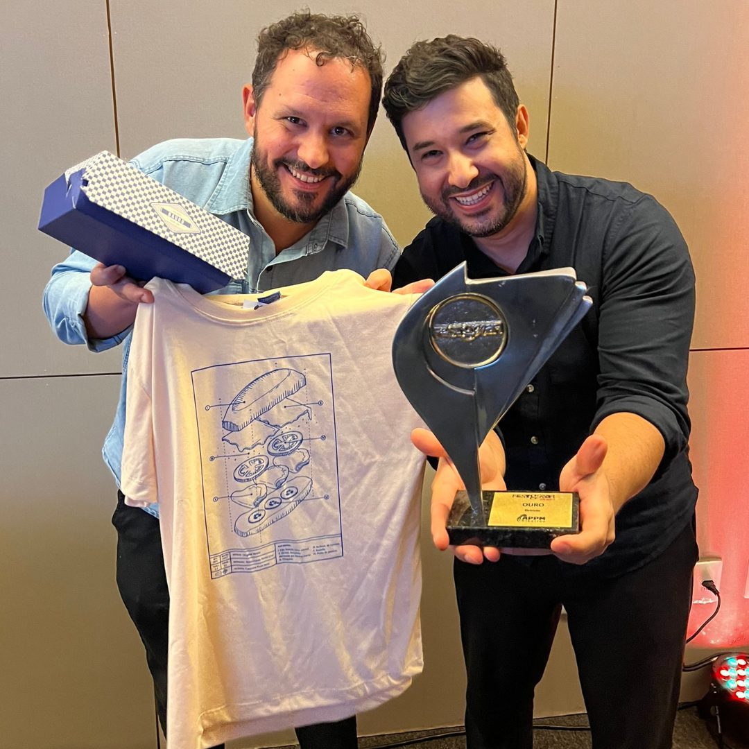 Camiseta bauruense leva ouro em premiação de comunicação