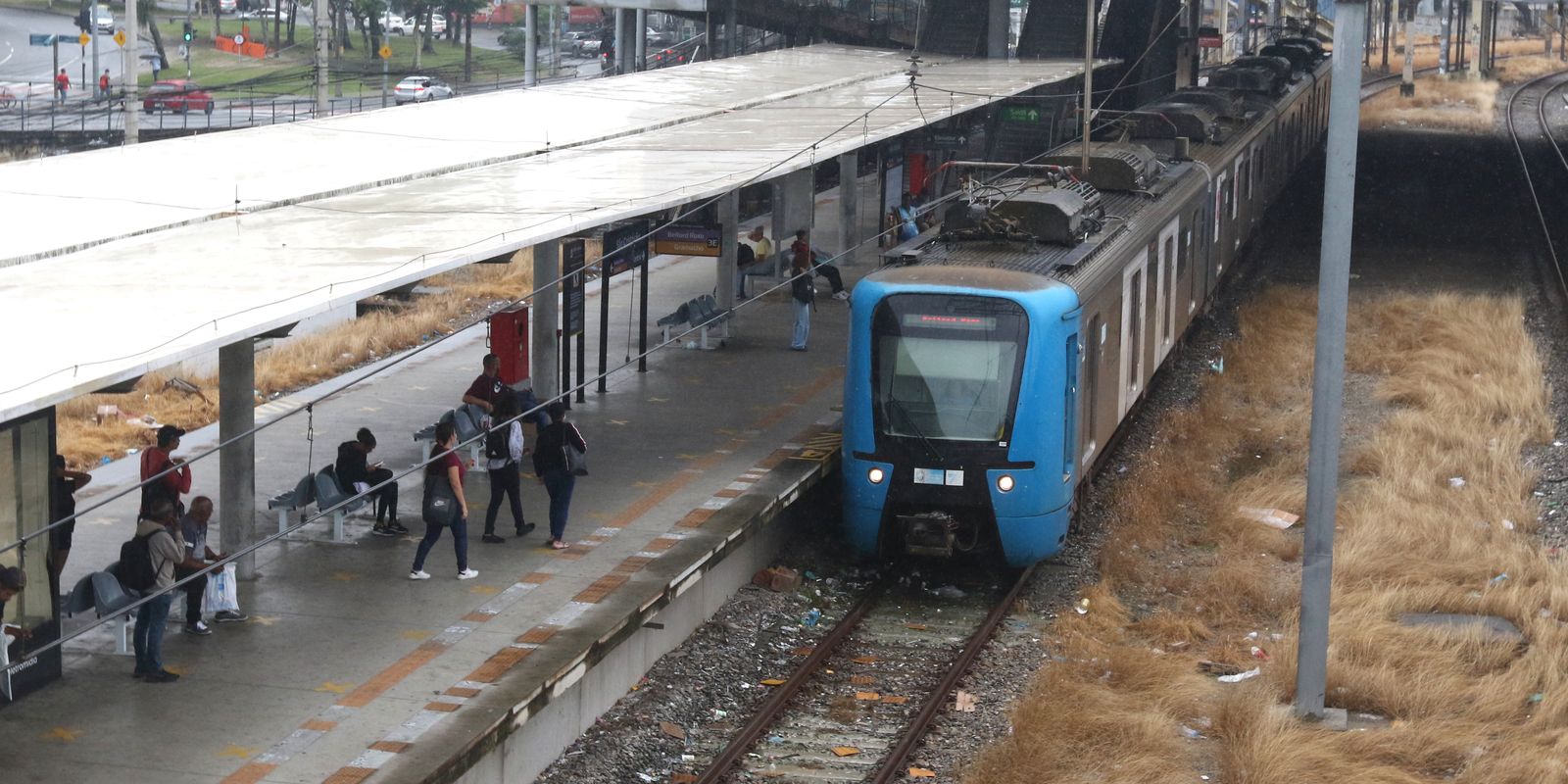 Roubo de cabos fecha nove estações de trens no Rio de Janeiro