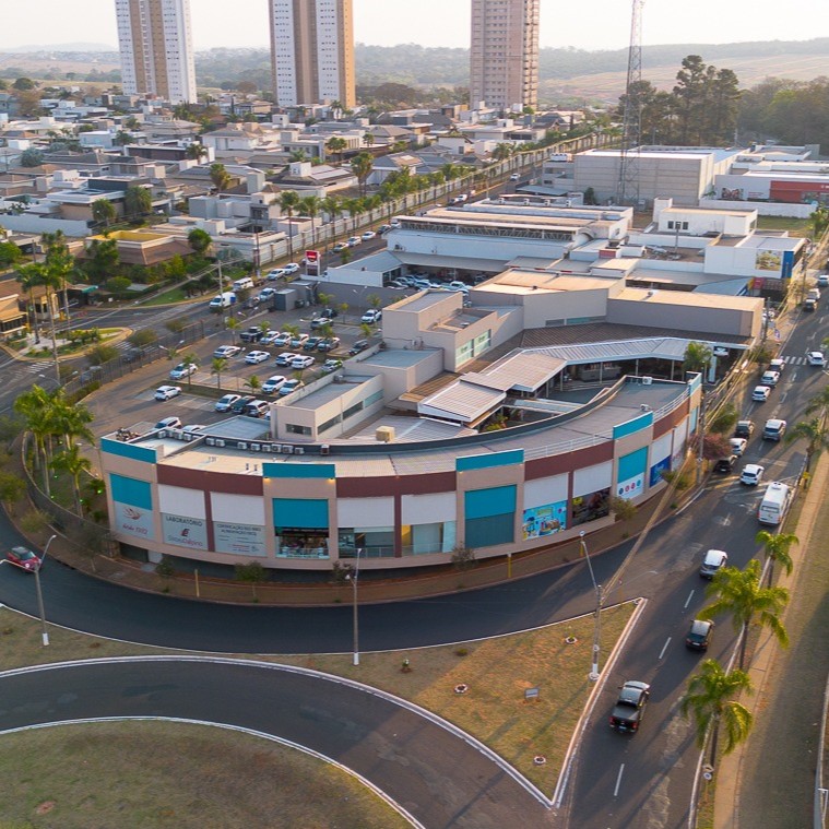 Villaggio Mall comemora 12 anos com show nesta sexta (06)